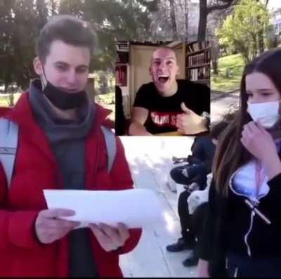 Danas se za svaku budalu zna, a legende se zaboravljaju..