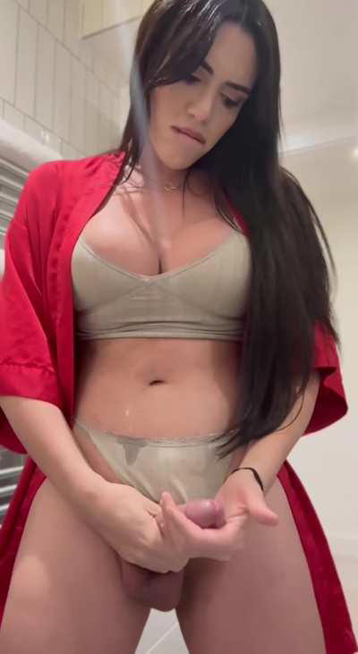 Feminine big cocks are the best😍