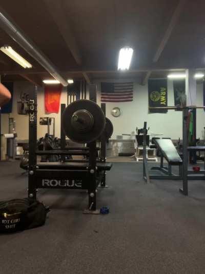 Tits & lifts. Lil double [f]or 170. Flashing makes you stronger, it’s science