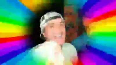 Mati:*hace el hashtag #kevchota* Twitch: