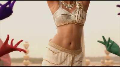 Pooja Hegde Slender Midriff and Abs