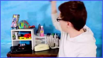 Is it just me or is the item shop bern selling the same skins over and over again