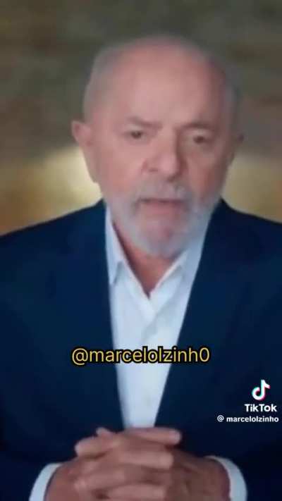 Lula ensinando a buildar de Malphite