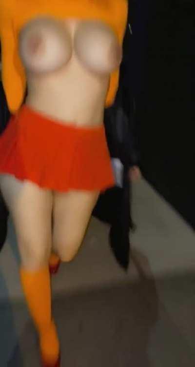 Come and spend some time with me in the mystery machine while Shaggy is away