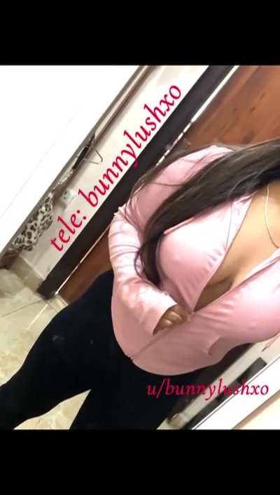 Doing reps… 1 strip… 2 strip… wanna count with me daddy😗