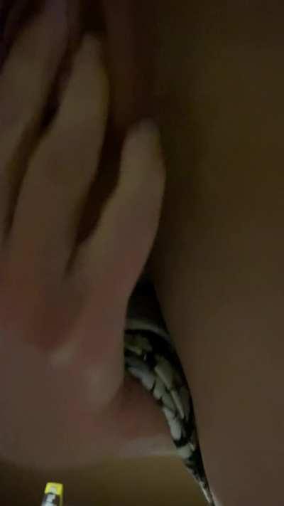 Anyone enjoying what’s going on under here 😉