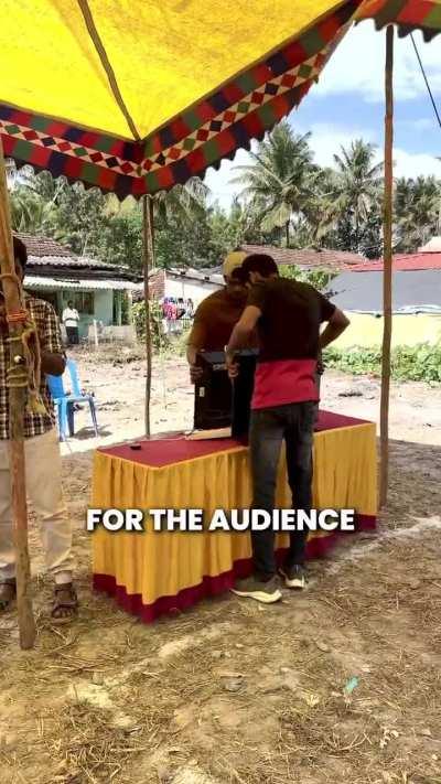 These guys set up a Virtual reality center in a village in Karnataka