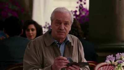 Alverso y Massilla encontrandose en España despues de hacer mierda todo