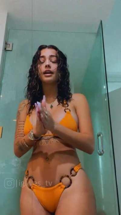 Malu Trevejo | Instagram Live Stream | 4 June 2021