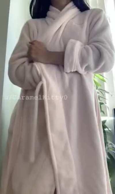 I’ve never posted a gif here, are you as excited as I am about it?!