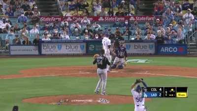 [Highlight] Corey Seager strikes on a questionable call for the 2nd out in the 9th