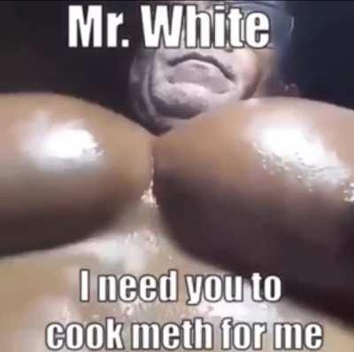 Am I the only one who sees similarities with Kanye with this guy?