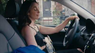 Catherine Reitman breast pumping