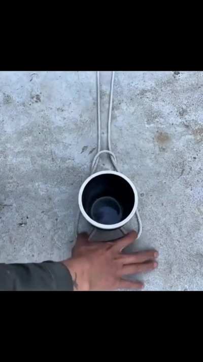 A knot that allows you to carry things using a rope