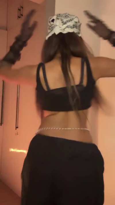 Those sexy moves🥵