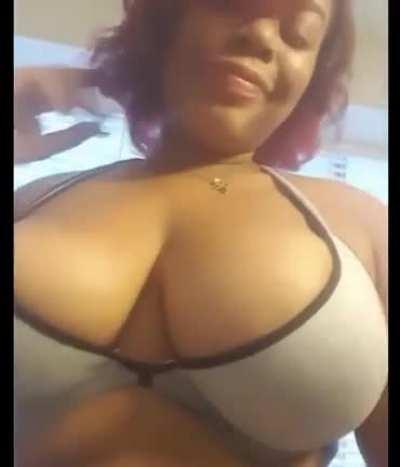 goldiemrsperfect - Video #4542