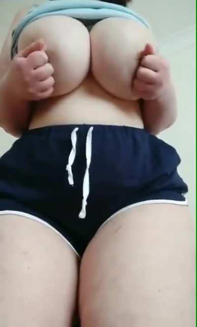 Thick Thighs w/ Jumbo Drop