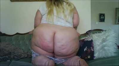 i want to spank that ass so badly