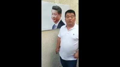 先有泼墨女孩 ，后有泼墨大叔（这段视频什么时候拍的啊，在哪拍的？）