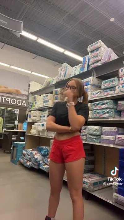 Cutie👸🏼Loves Black Guys