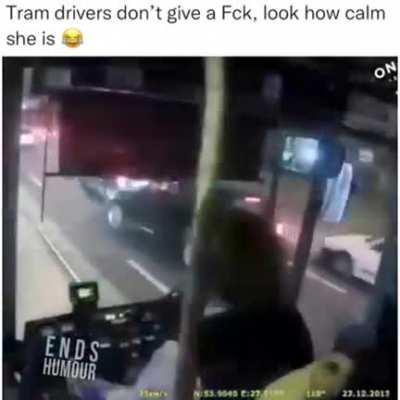 Как же охуенно работать водителем трамвая и на скорости ебашить долбоёбов.
