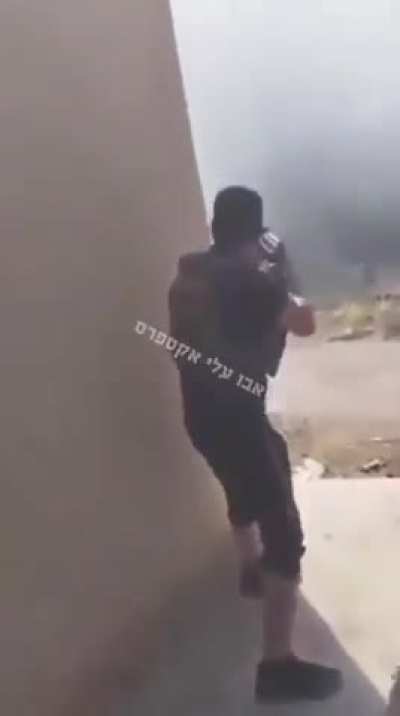 Lebanese Druze leader, Wiam Wahhab, released a video from Sweida, show that the Bedouins are using Druze hostages in Sweida as human shields.