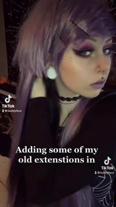 I made a tiktok showing how I get my scene hair [rawr serious]