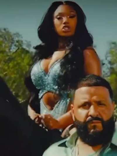 2021 WAS A SEXY YEAR FOR MOMMY MEG 💦🔥🔥😩😩😩😩HOPE SHE CAN MAKE 2022 A SEXIER YEAR😩😩😩😩💦💦💦💦💦💦💦