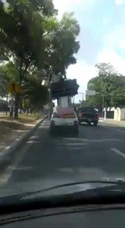 pagar frete ? pego meu uno e vou embora