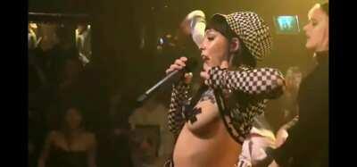 Look at the reactions 😂