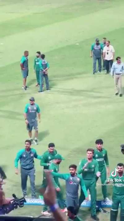 Babar Azam and Shadab Khan asking the Pakistan crowd to tone down their 