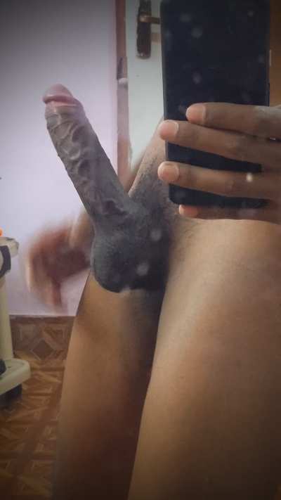 AGE 23 Another skinny guy packing the HEATTT!!!