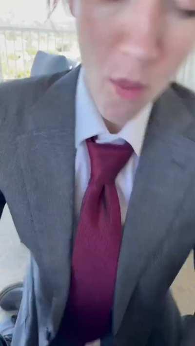 Alice White in a suit 😍😍😍