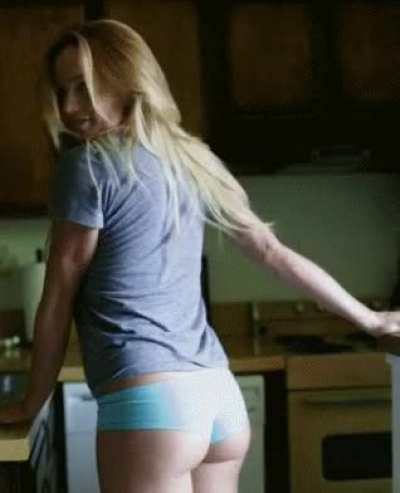 Caity Lotz in her place