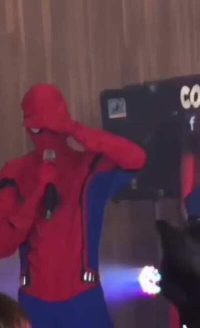 Mujicanitos Vengadores!