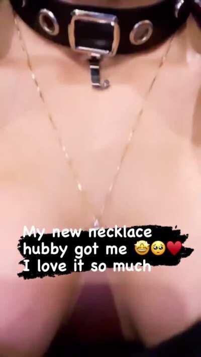 Zelina giving us a close up of her... necklace