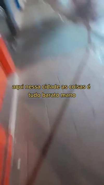 Um dia comum no Brasil de 1990