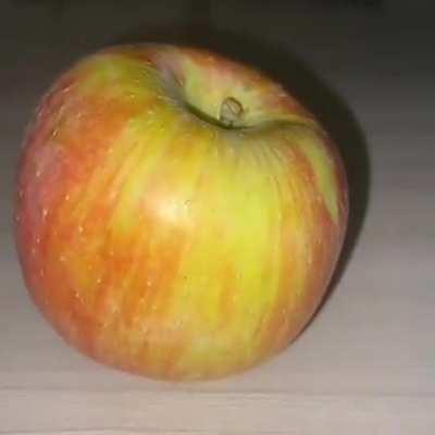 Red apples or green apples ?