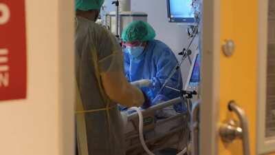 Exklusiv: Corona-Klinik vor dem Kollaps: Die Infektionszahlen in Deutschland bleiben hoch, trotz Lockdown. Besonders den Intensivstationen im Land bereitet das große Sorgen. Akte hat exklusiv eine Corona-Klinik besucht, die kurz vor dem Kollaps steht.