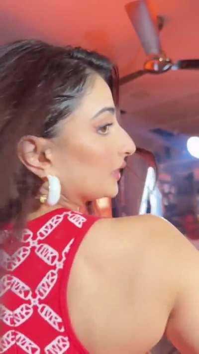 Palk Tiwari...U beauty