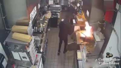 (From r/winningstupidprizes) Extinguishing oil fire with..................