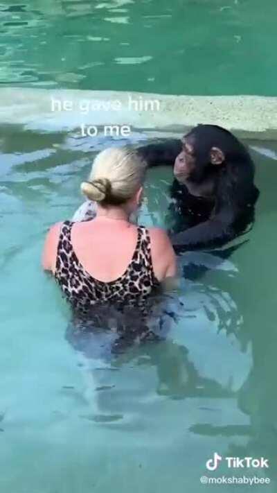 monke together strong