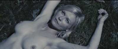 Kirsten Dunst - Melancholia (2011)