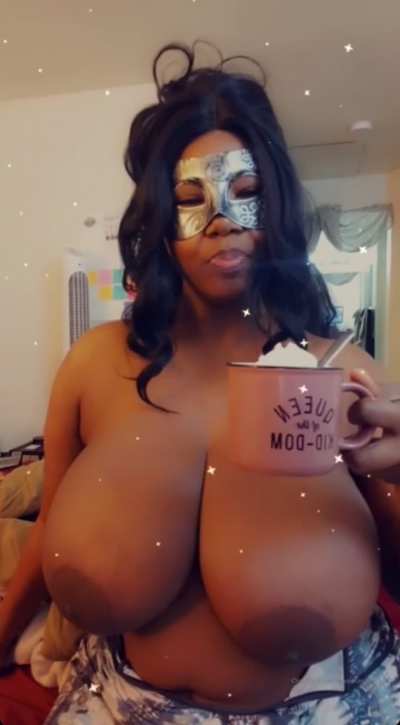 Coffee and titties 