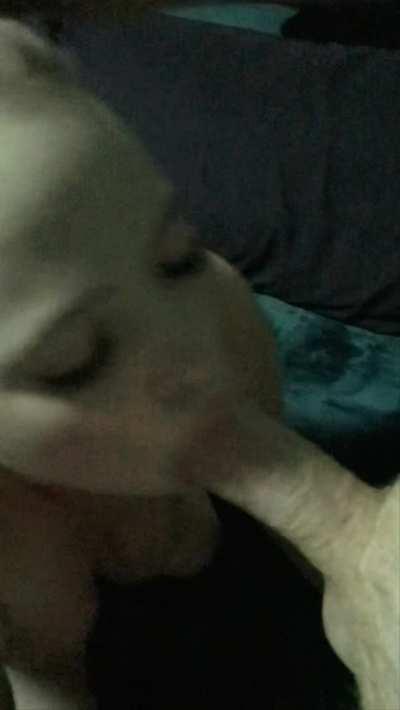 Getting a BWC hard with deep throat skills 🧠 [F] [M]