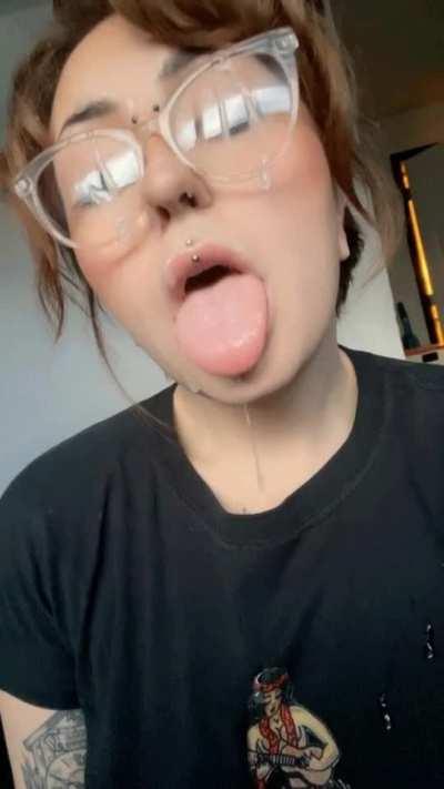 Good thing I was wearing my glasses! 😏💦