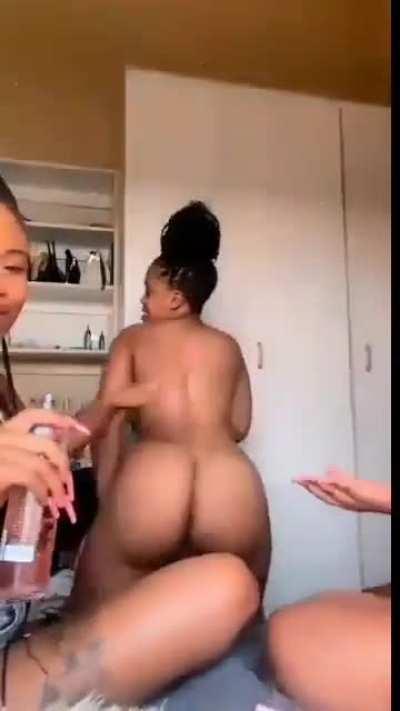 Asking for help anyone know the @ of these individuals?