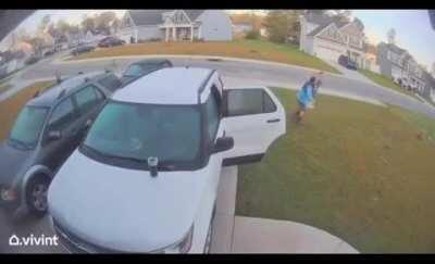 Bobcat attacks women and the Husband yeets it 15 feet then pulls out the heat