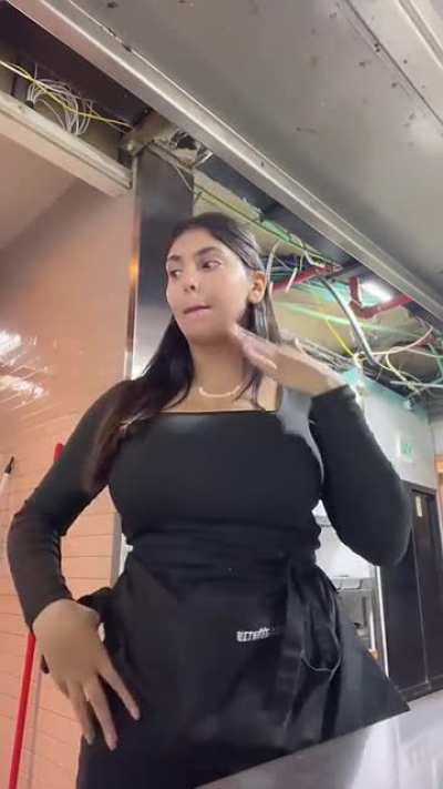 Showoff in the kitchen