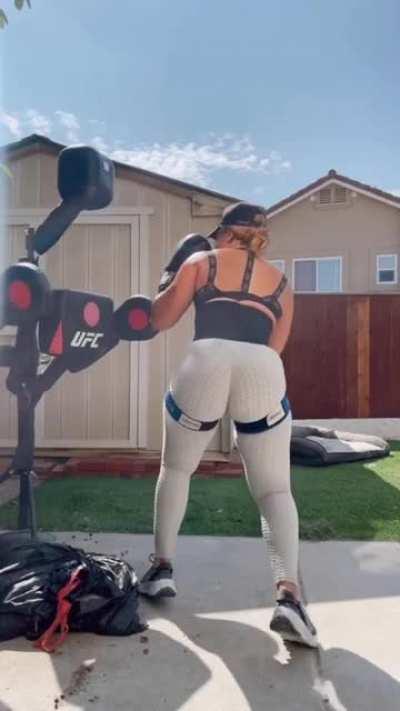 Puttin in that work!🐫🥩🍯